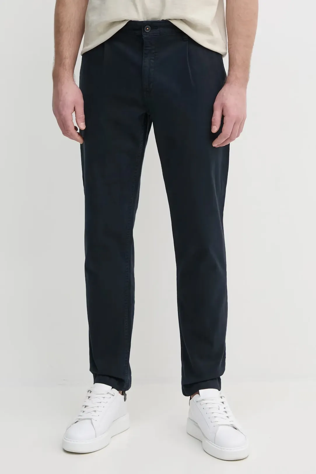 Брюки chinos Regular Fit