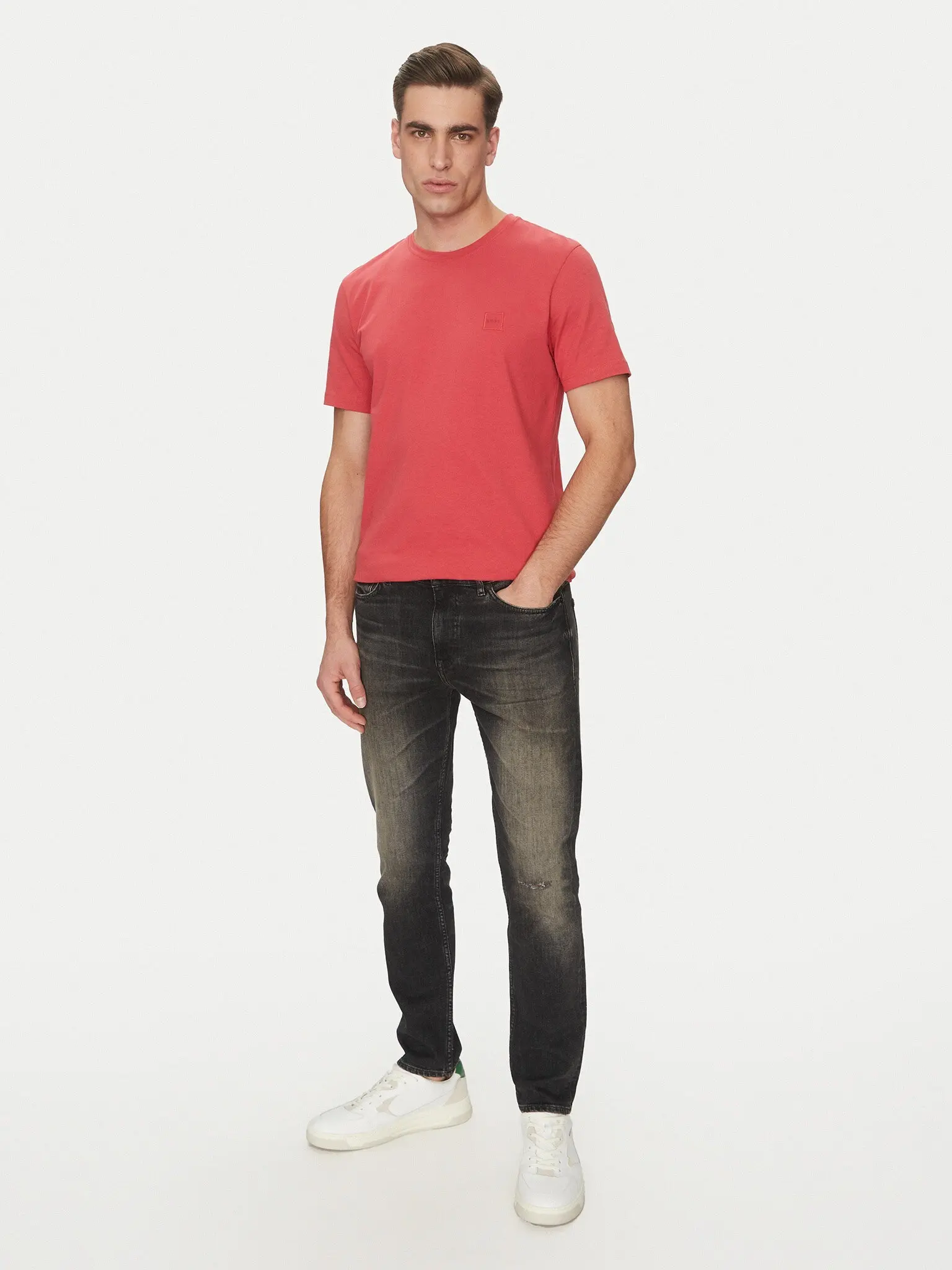 Футболка Relaxed Fit для чоловіків (479619), колір Червоний - №3
