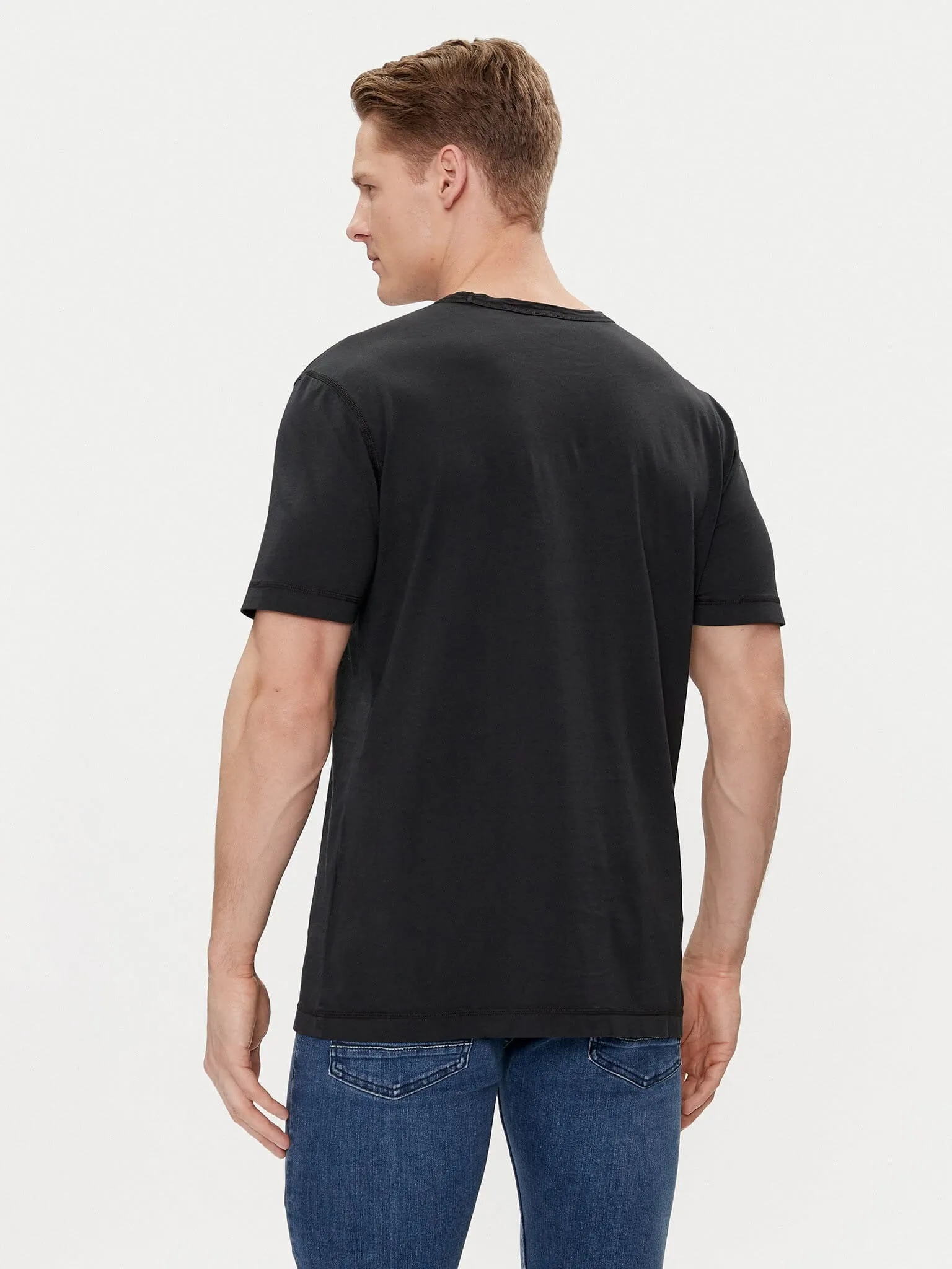 Футболка Regular Fit для чоловіків (479627), колір Чорний - №4