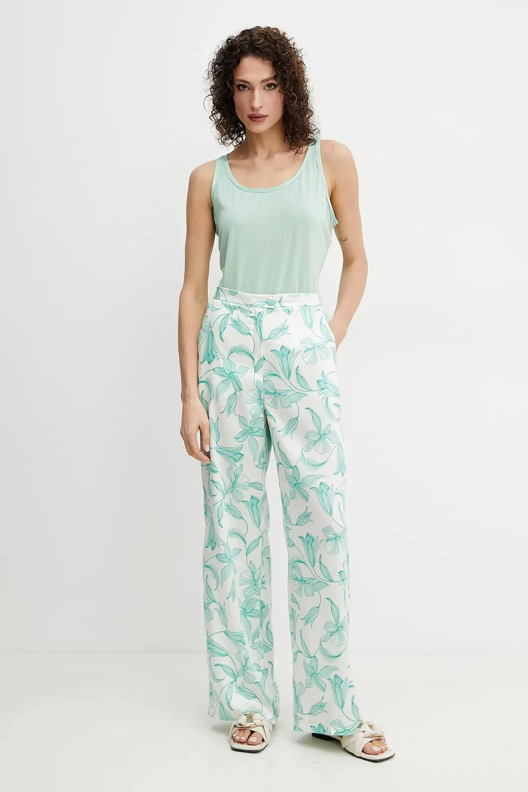 Майка Slim Fit для жінок (479689), колір Зелений - №3