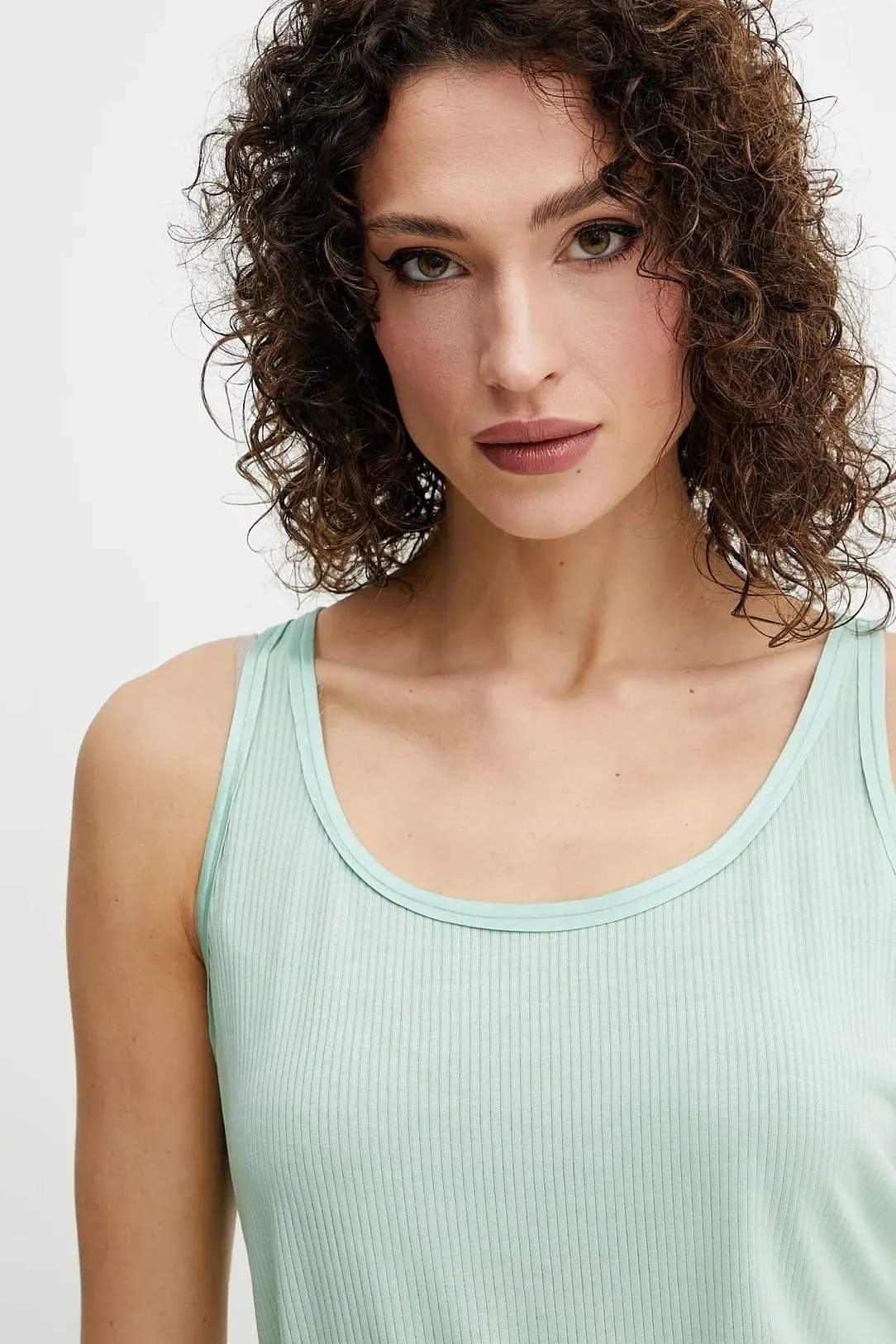 Майка Slim Fit для жінок (479689), колір Зелений - №5