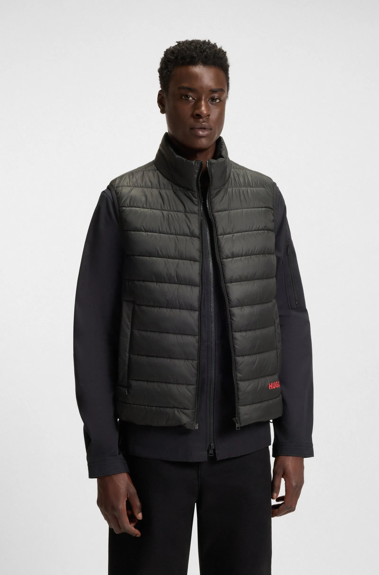 Жилет Regular Fit