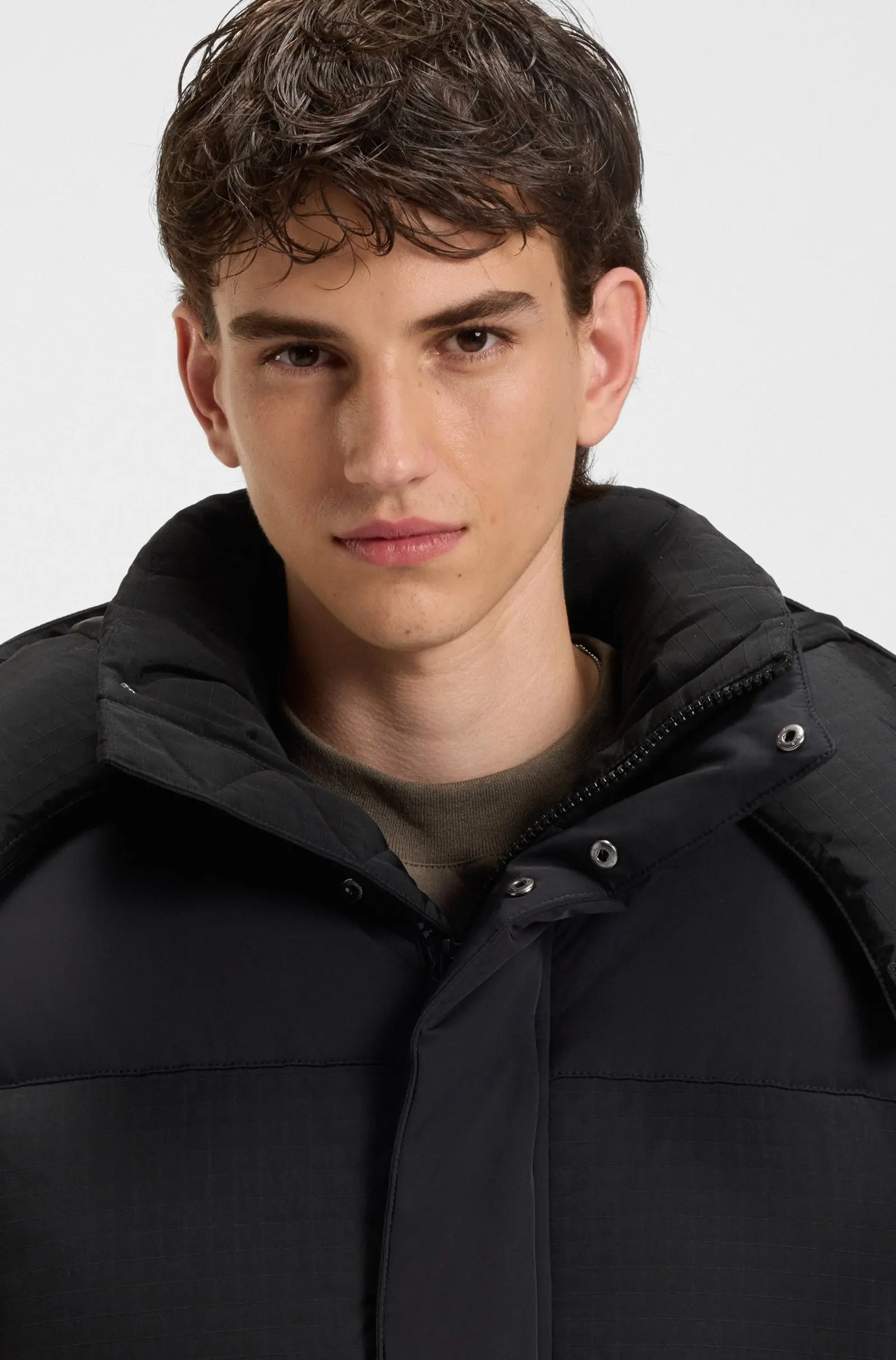 Пуховик Regular Fit для чоловіків (482037), колір Чорний - №6