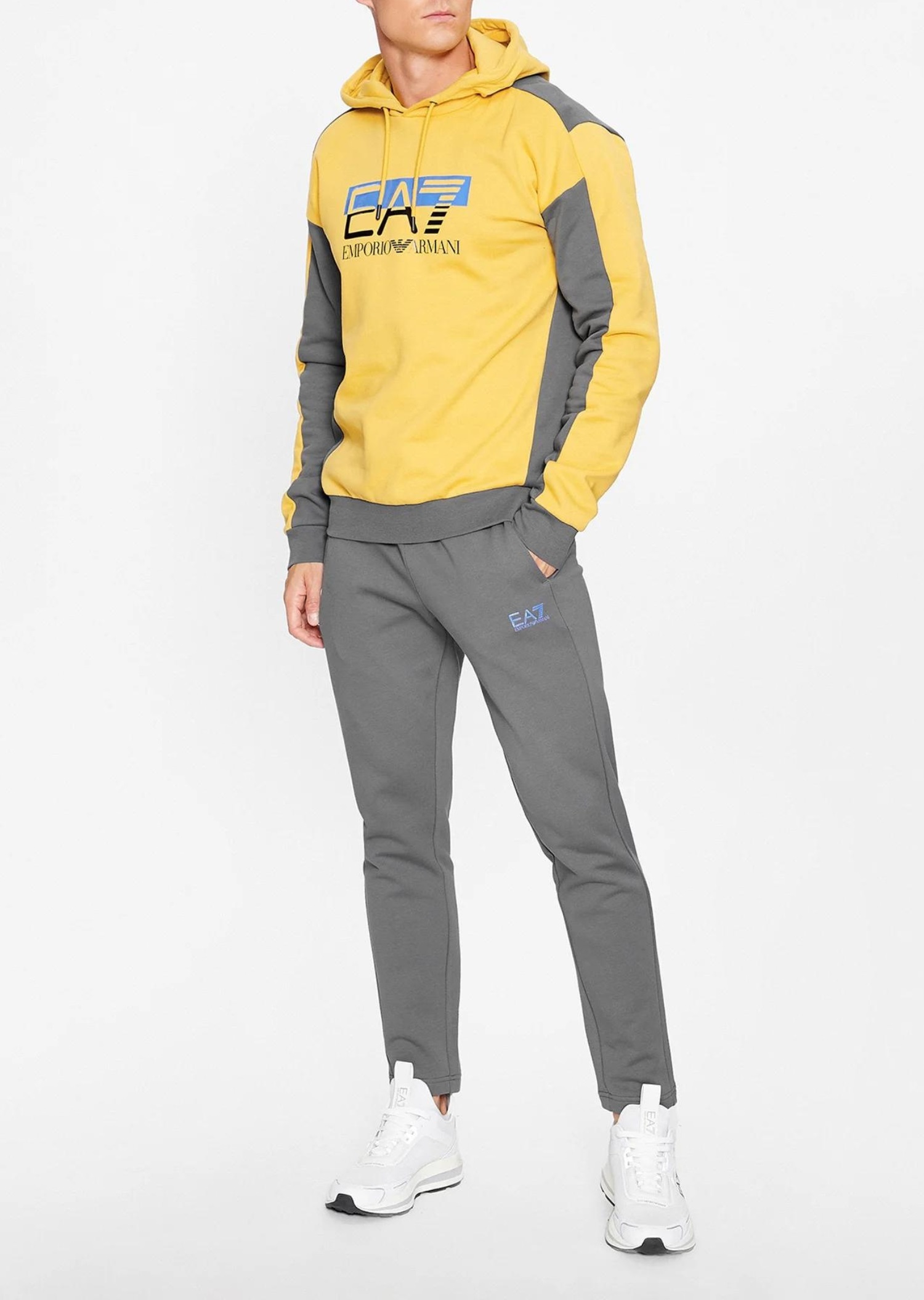 Спортивный костюм Regular Fit Средняя