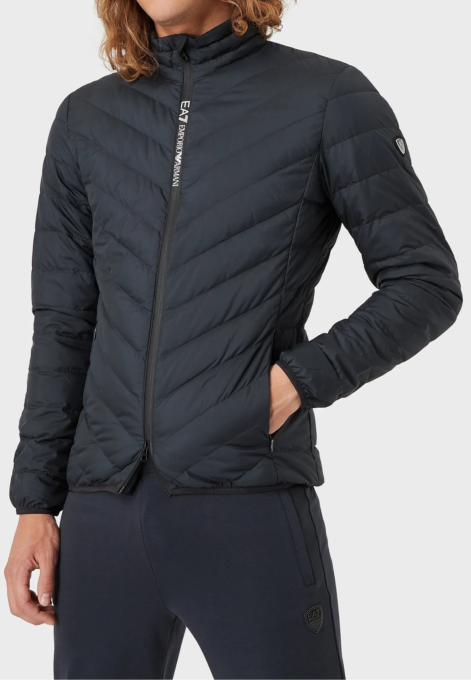 Пуховик тонкий Slim Fit