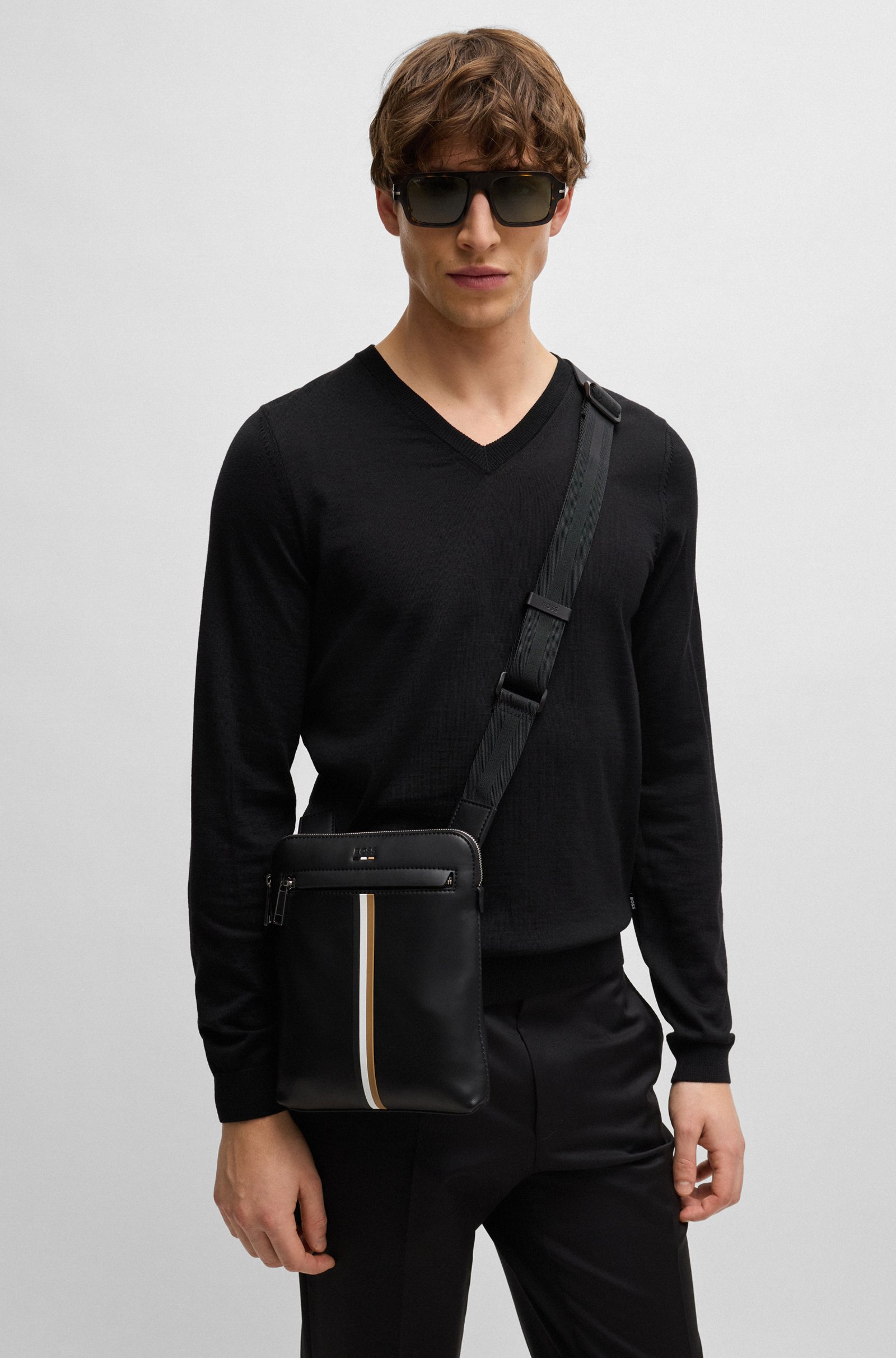 Сумка мессенджер