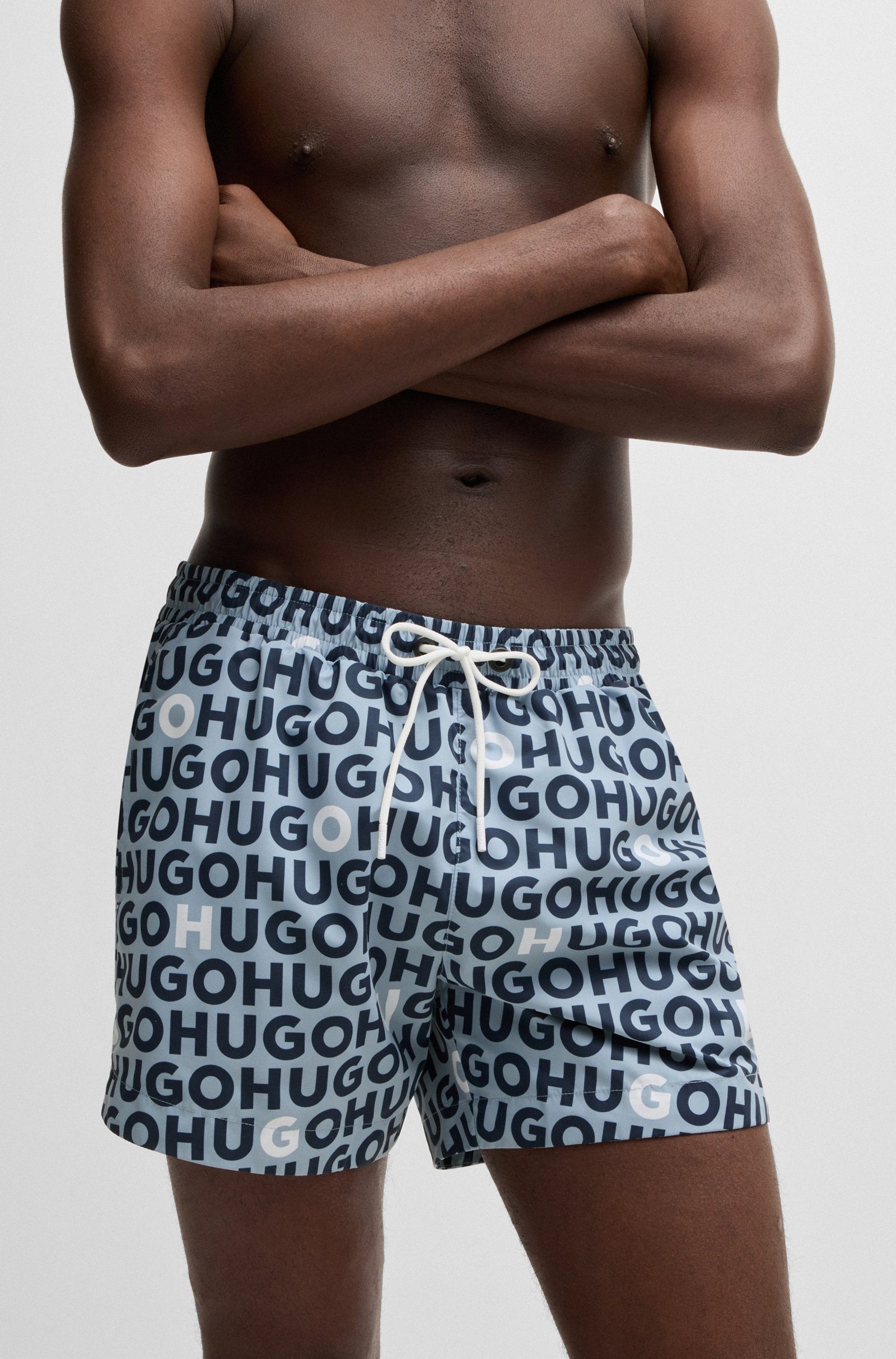 Шорты Slim Fit