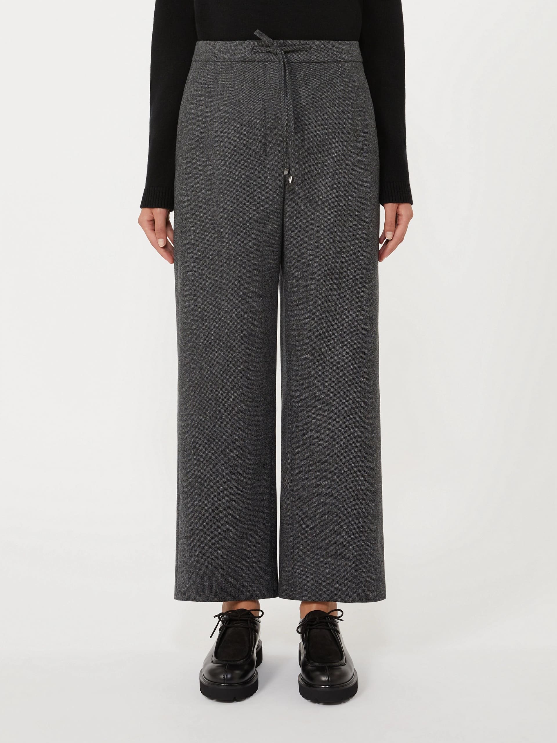 Брюки повседневные Regular Fit Средняя